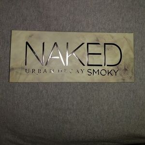 Naked Smoky pallette by urban decay